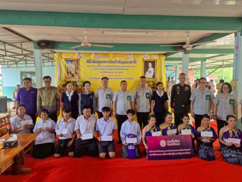 พม. หนึ่งเดียว จังหวัดบึงกาฬ ร่วมกิจกรรมโครงการ “หน่วยแพทย์อาสา สมเด็จพระศรีนครินทราบรมราชชนนี (พอ.สว.)” และ “หน่วยบำบัดทุกข์ บำรุงสุข สร้างรอยยิ้ม ให้ประชาชน”